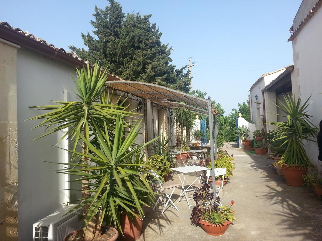 A Lumia Villa Noto Bagian luar foto