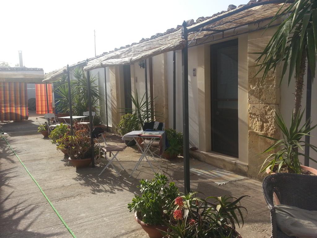A Lumia Villa Noto Bagian luar foto